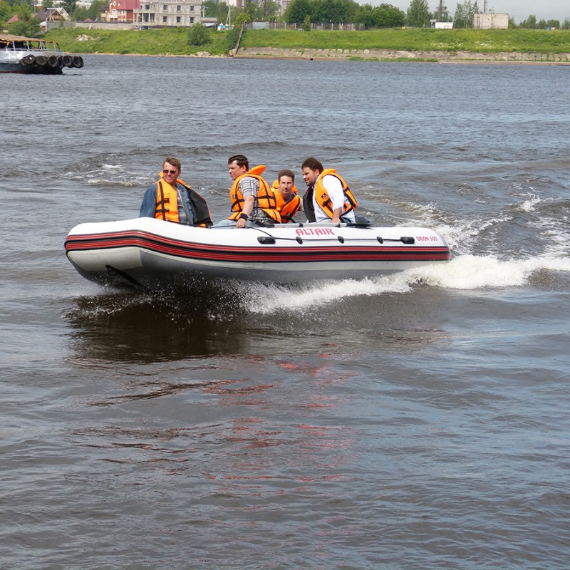 Altair Orion 550 L (для моторов с дейдвудом “L”)