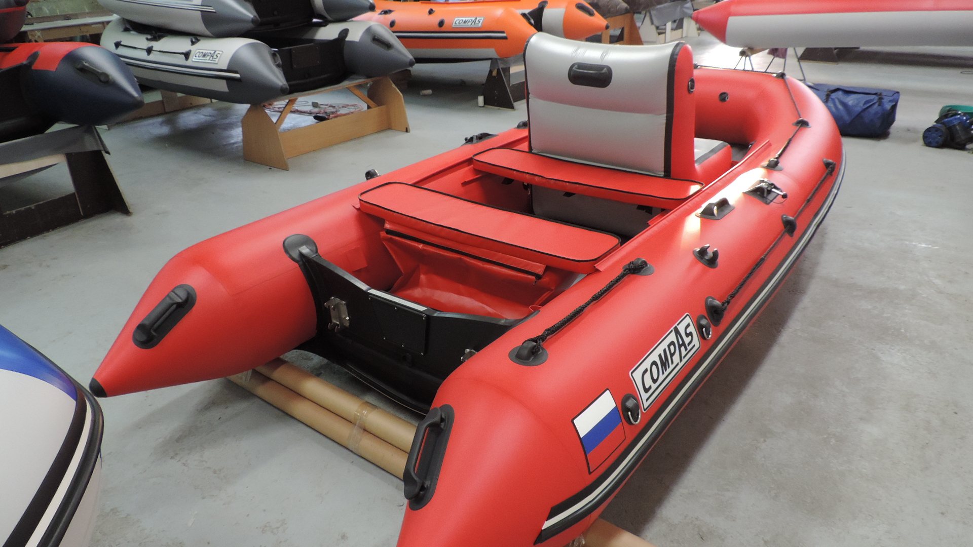 Компас 400